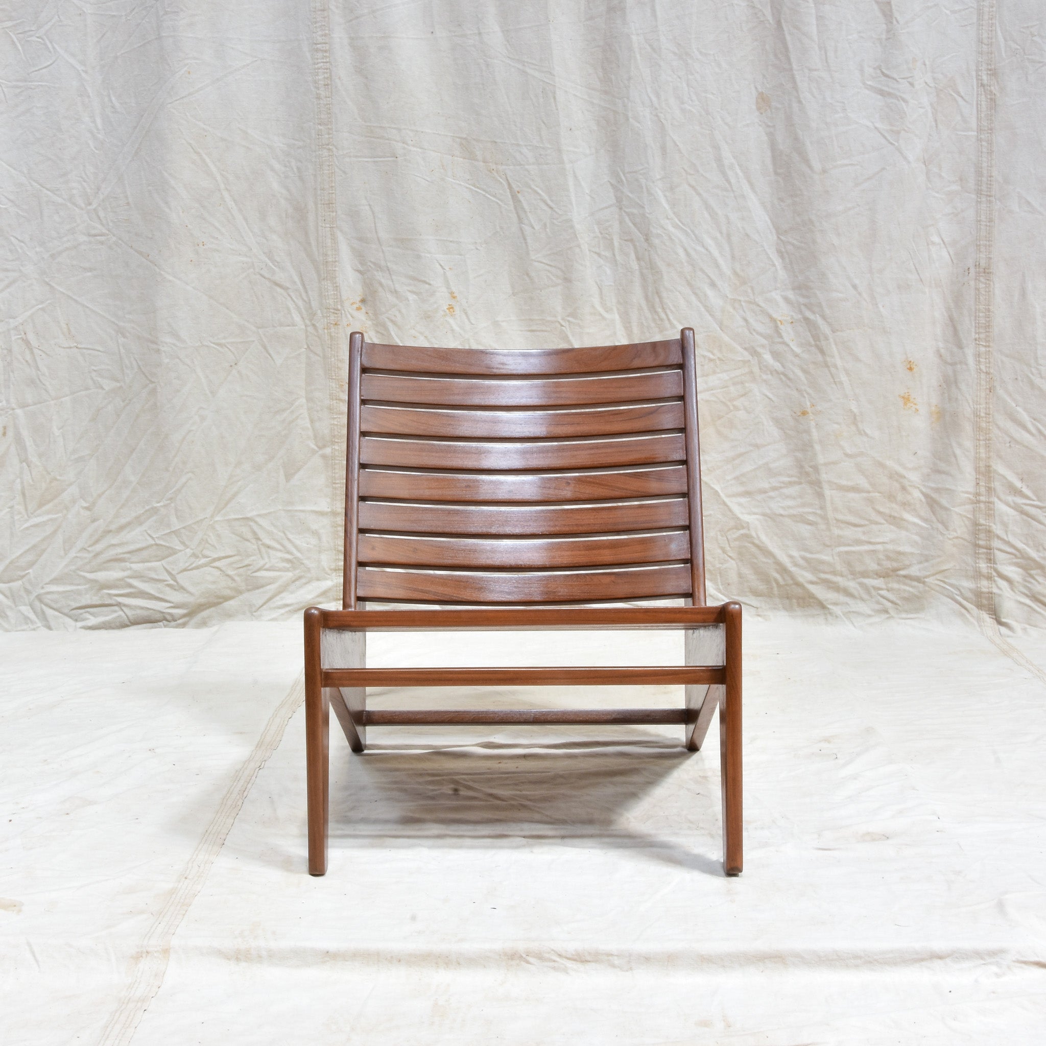 Pierre Jeanneret Slatted Kangaroo Chair: Outdoor Furniture Range