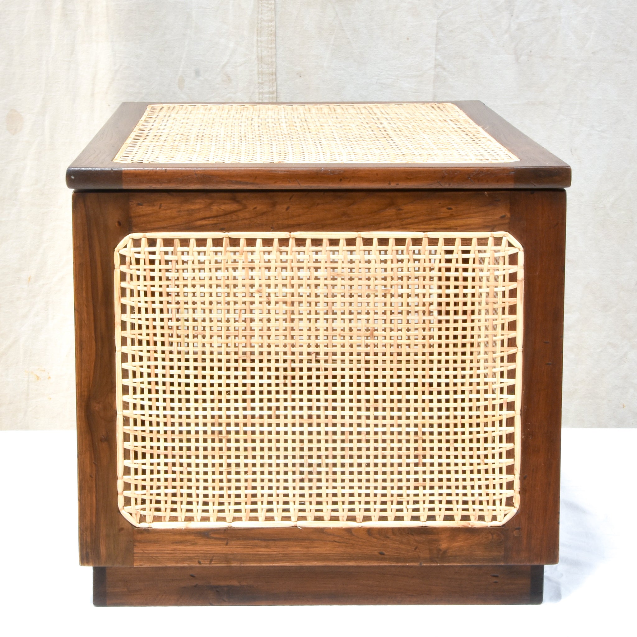 Pierre Jeanneret Laundry Box - Studio Botanica